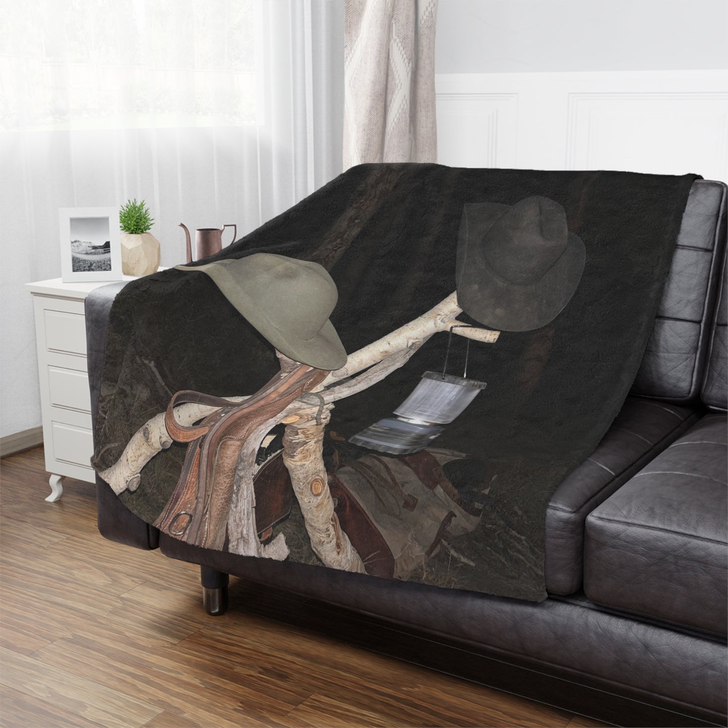 Cozy Minky Blanket for Outdoor Lovers,The Mountain Outlaws Blanket – Saddle & Lantern Edition