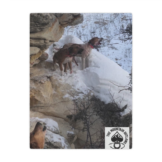 The Tree’d Bear Blanket – For the Ones Who Know the Sound of Grit Barkin’